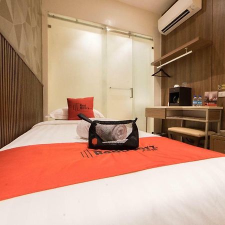 Reddoorz Premium @ South Triangle Quezon City Kültér fotó