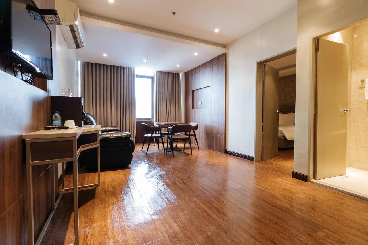 Reddoorz Premium @ South Triangle Quezon City Kültér fotó