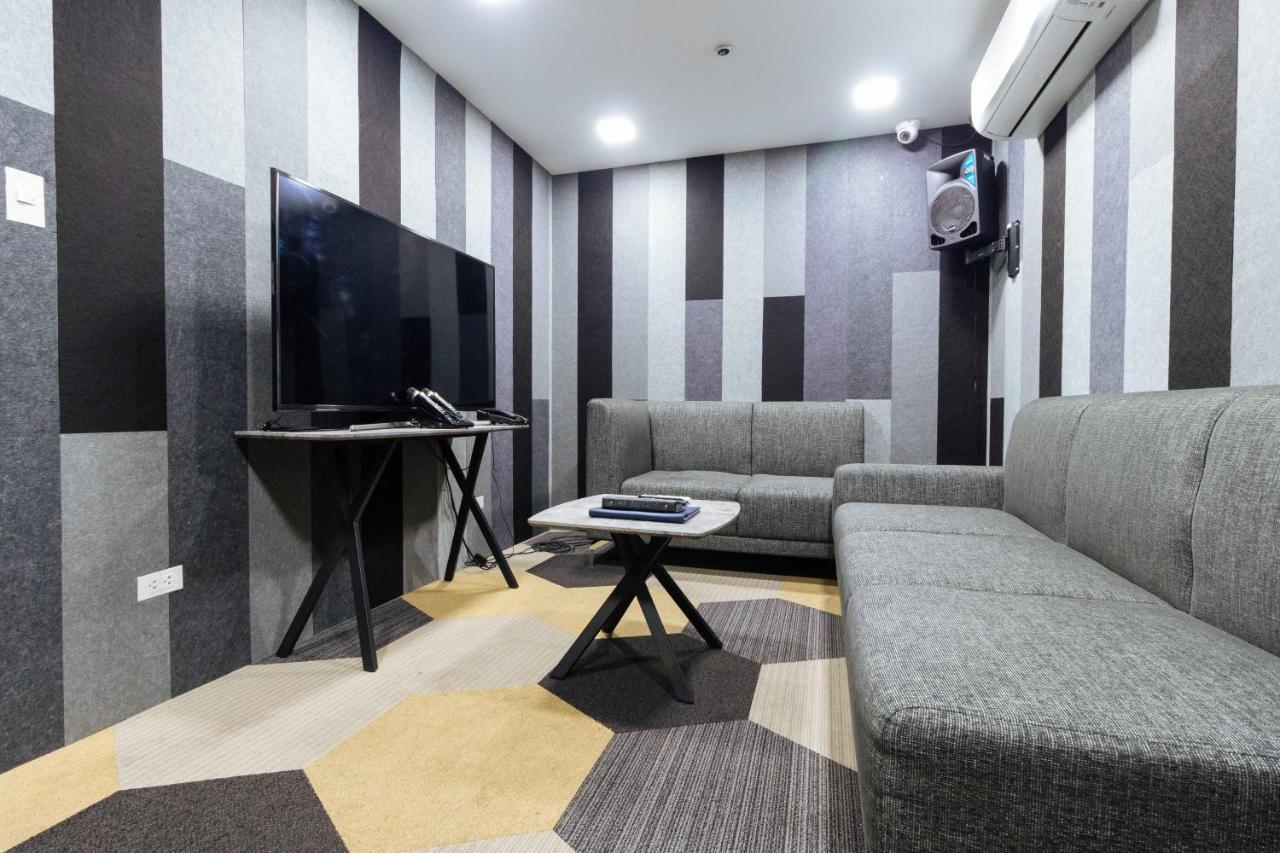 Reddoorz Premium @ South Triangle Quezon City Kültér fotó
