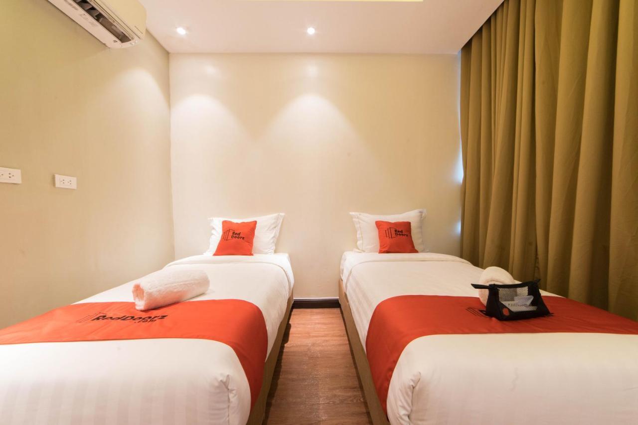 Reddoorz Premium @ South Triangle Quezon City Kültér fotó