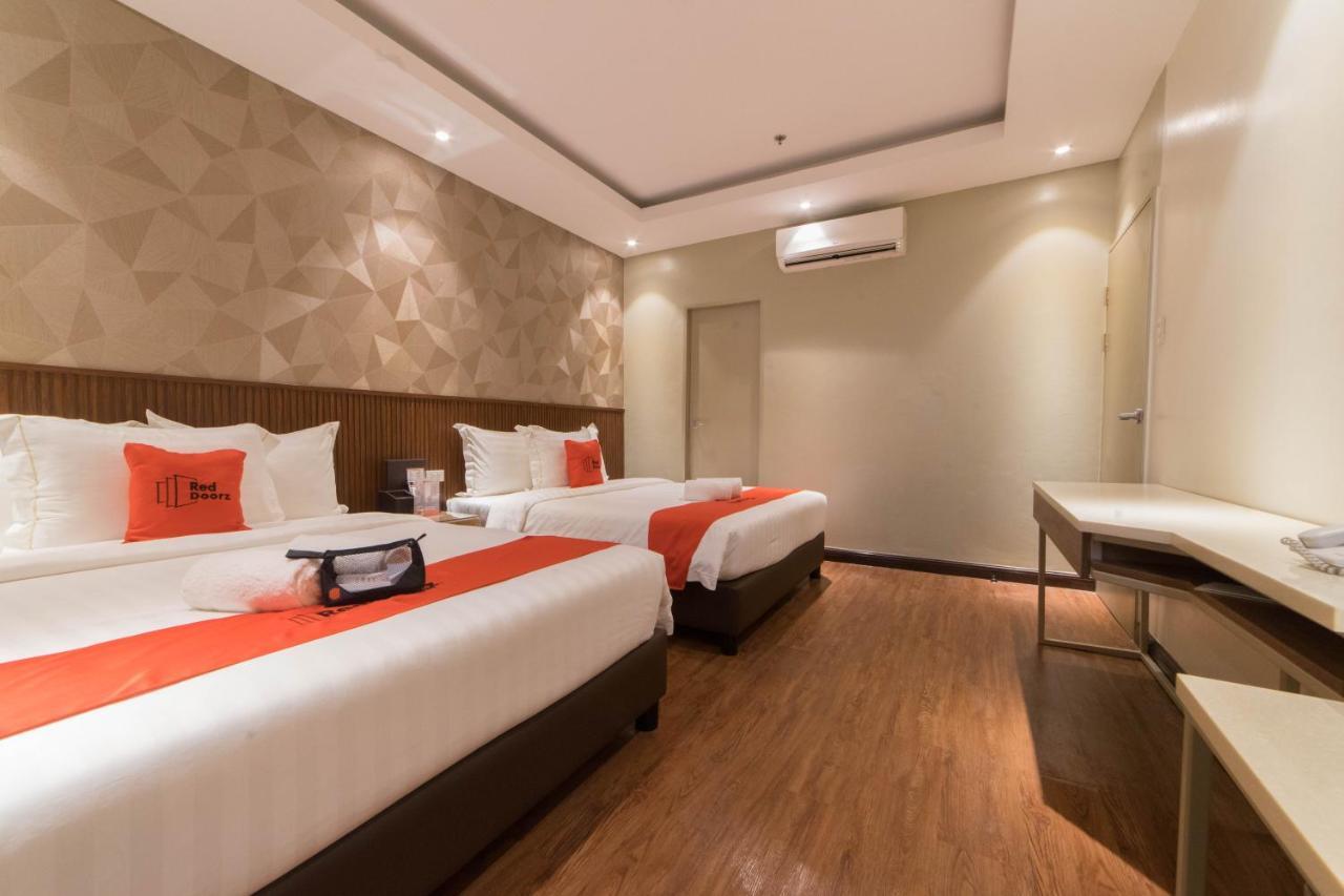 Reddoorz Premium @ South Triangle Quezon City Kültér fotó